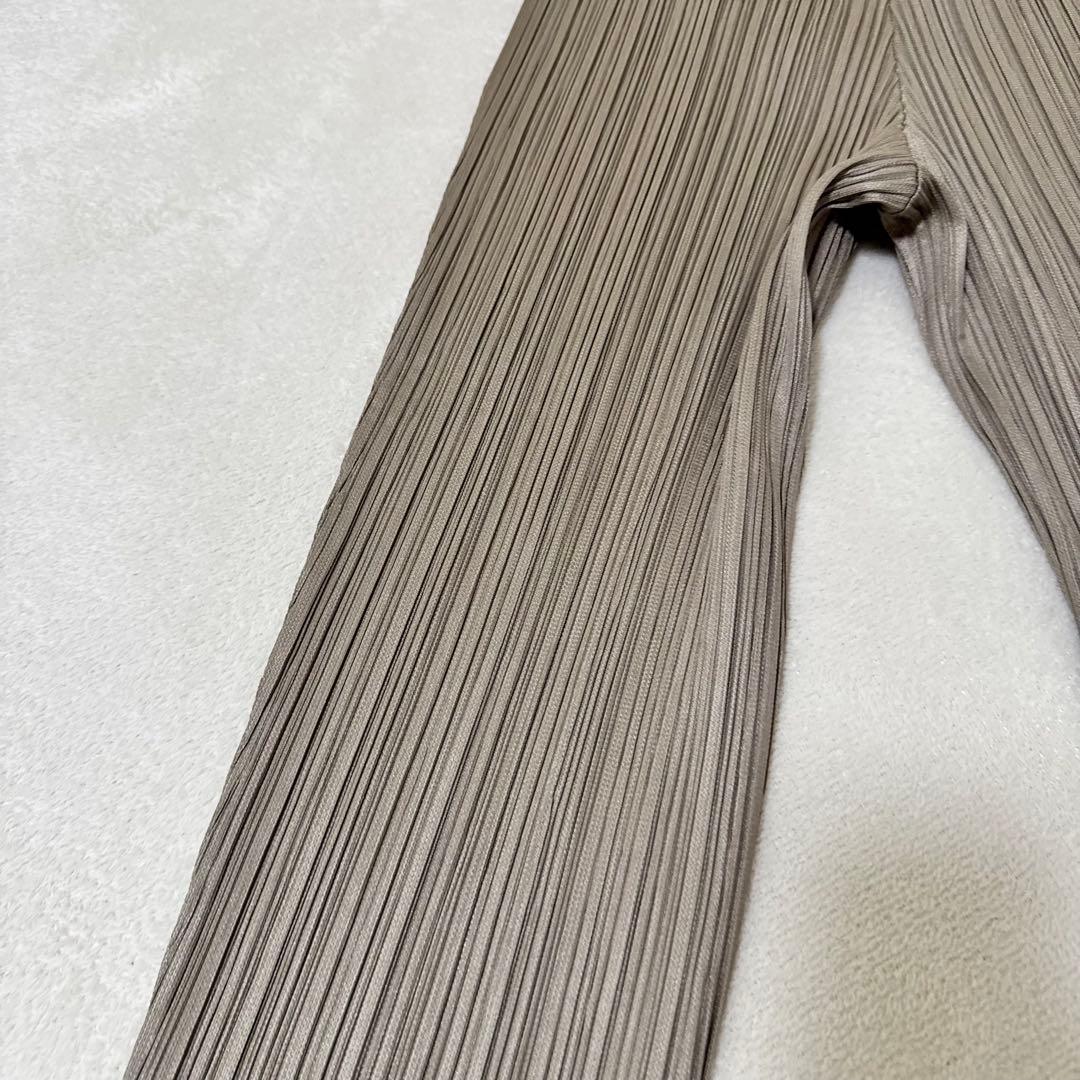 極美品✨PLEATS PLEASE プリーツ　七部丈　ベージュ　ボトムス