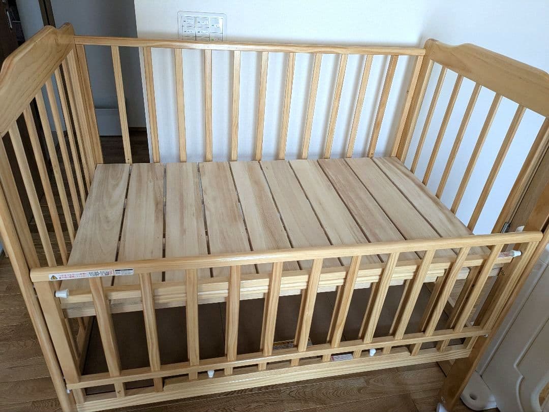 【RU】カトージ　ハイシートベビーベッド　ナチュラル
