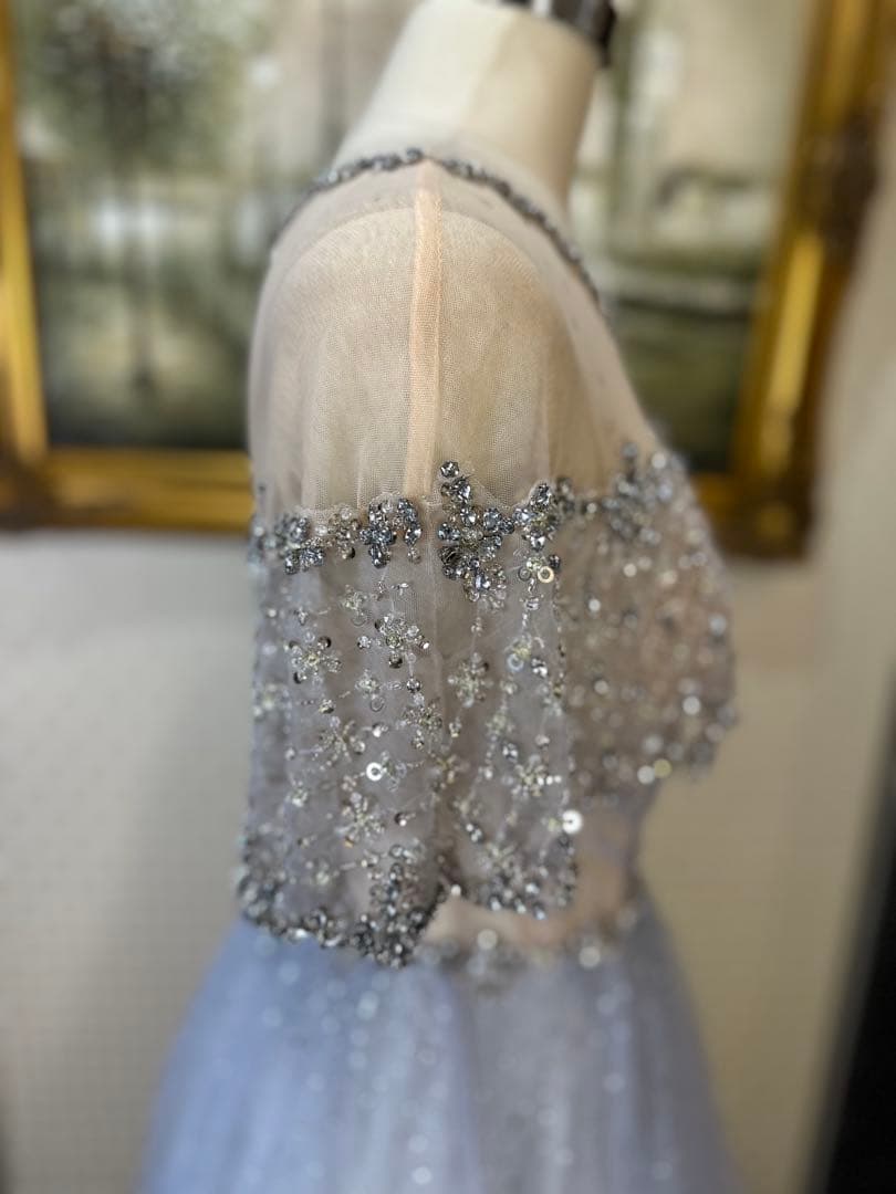 ビーズ刺繍オフショルダーライトブルーロングドレス