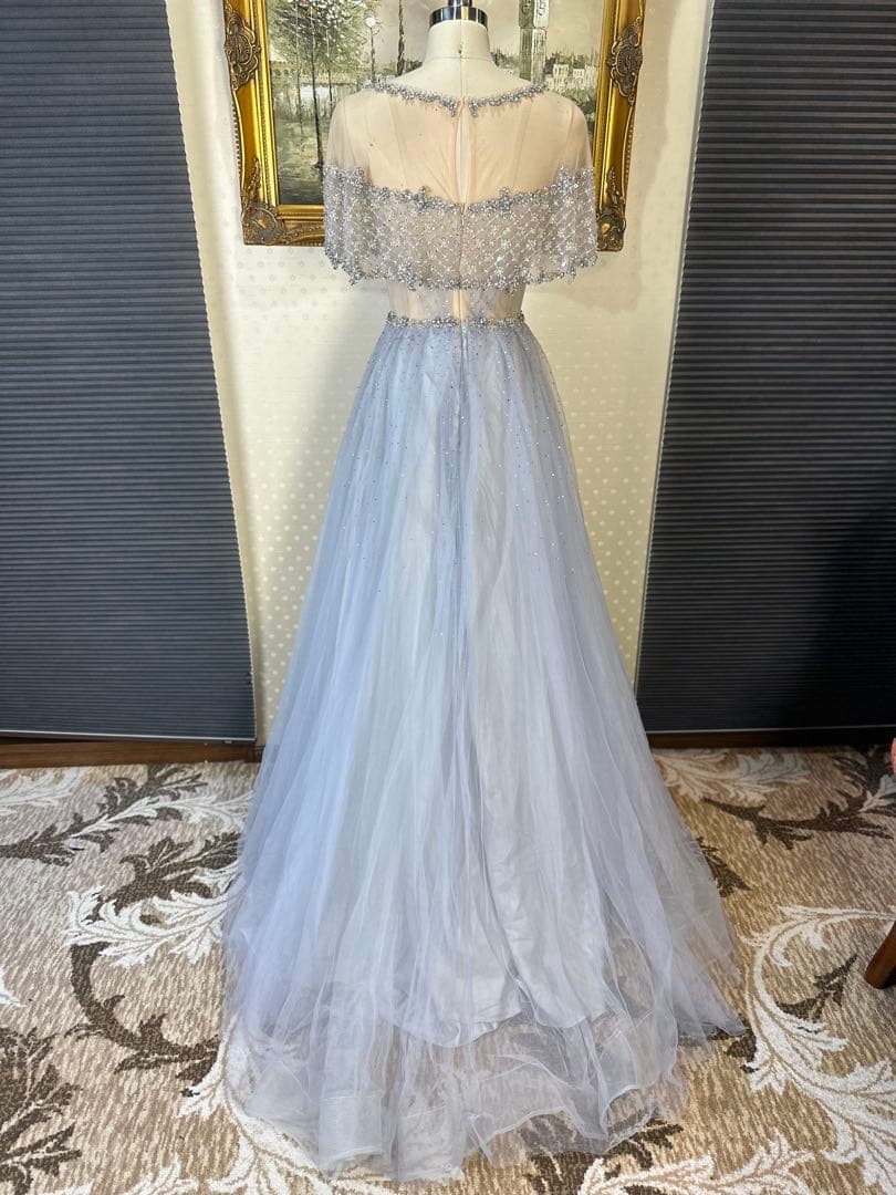 ビーズ刺繍オフショルダーライトブルーロングドレス