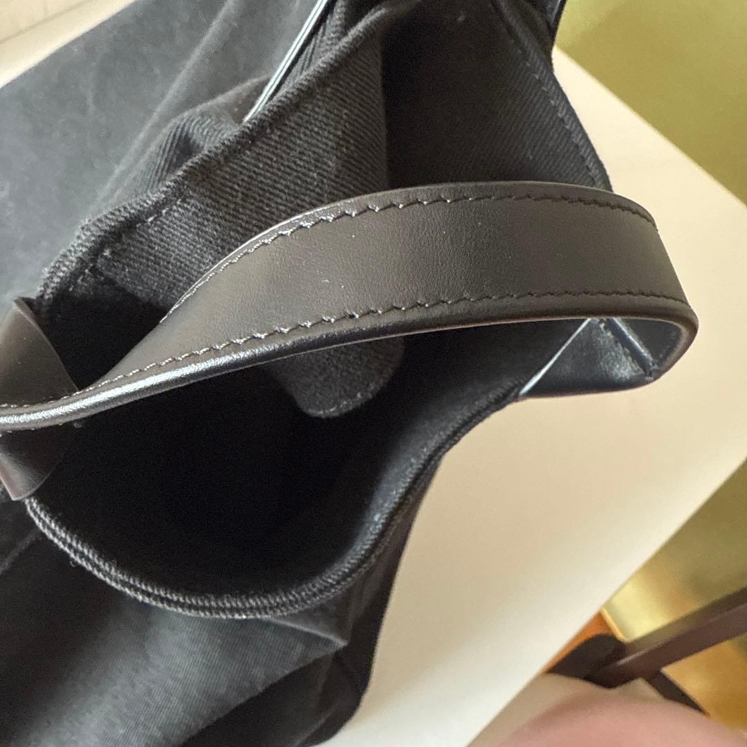 N°21 ブラック トートバッグ