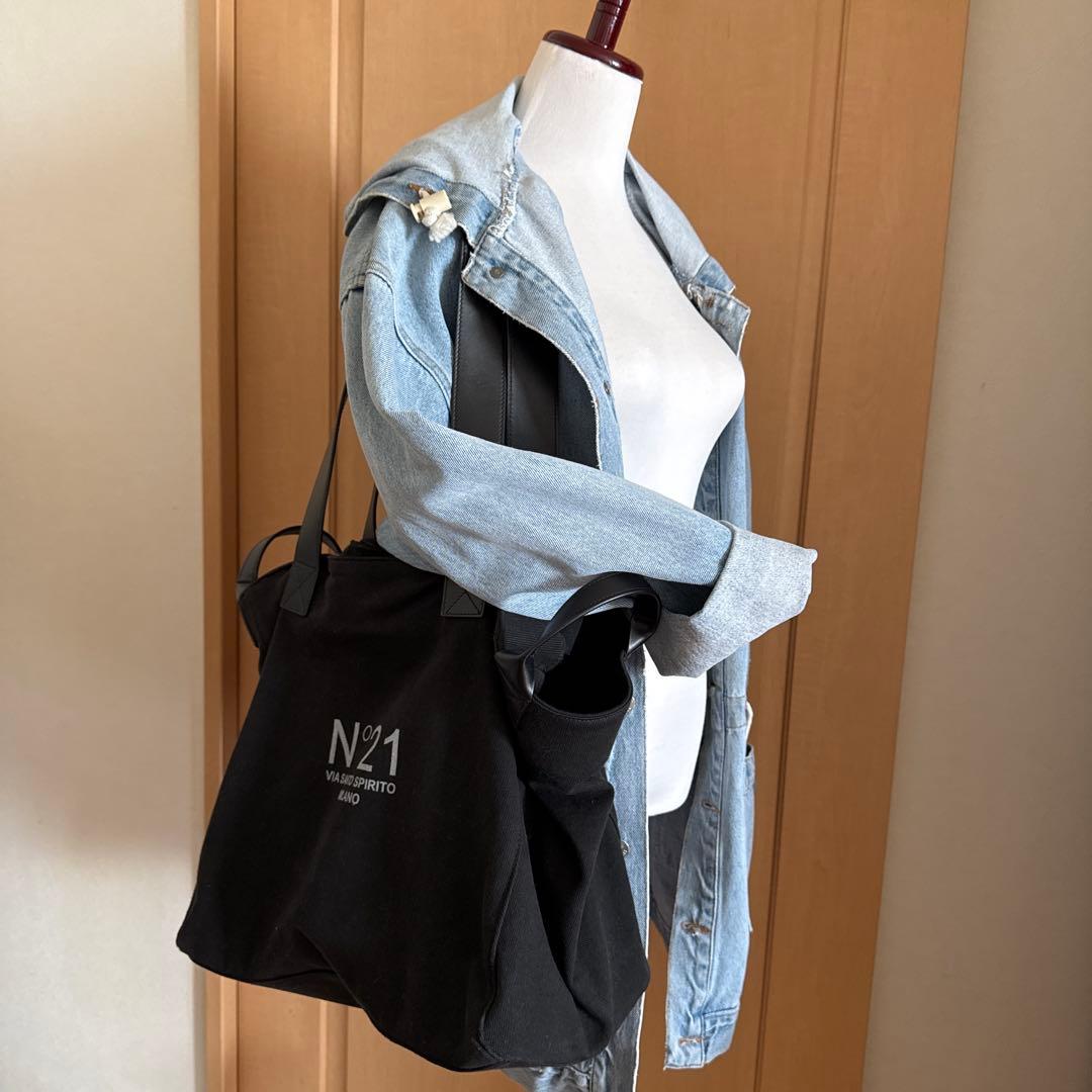 N°21 ブラック トートバッグ
