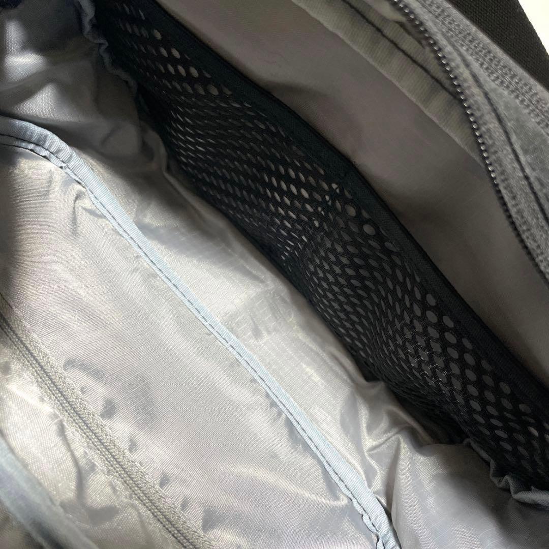 【極美品】POMULU ポムル 2WAYヒップシート　ショルダーバッグ　ブラック