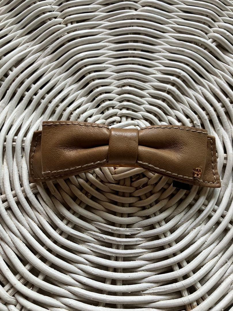 レア❤️リアルレザー❤️ALEXANDRE de PARIS ❤️リボンバレッタ