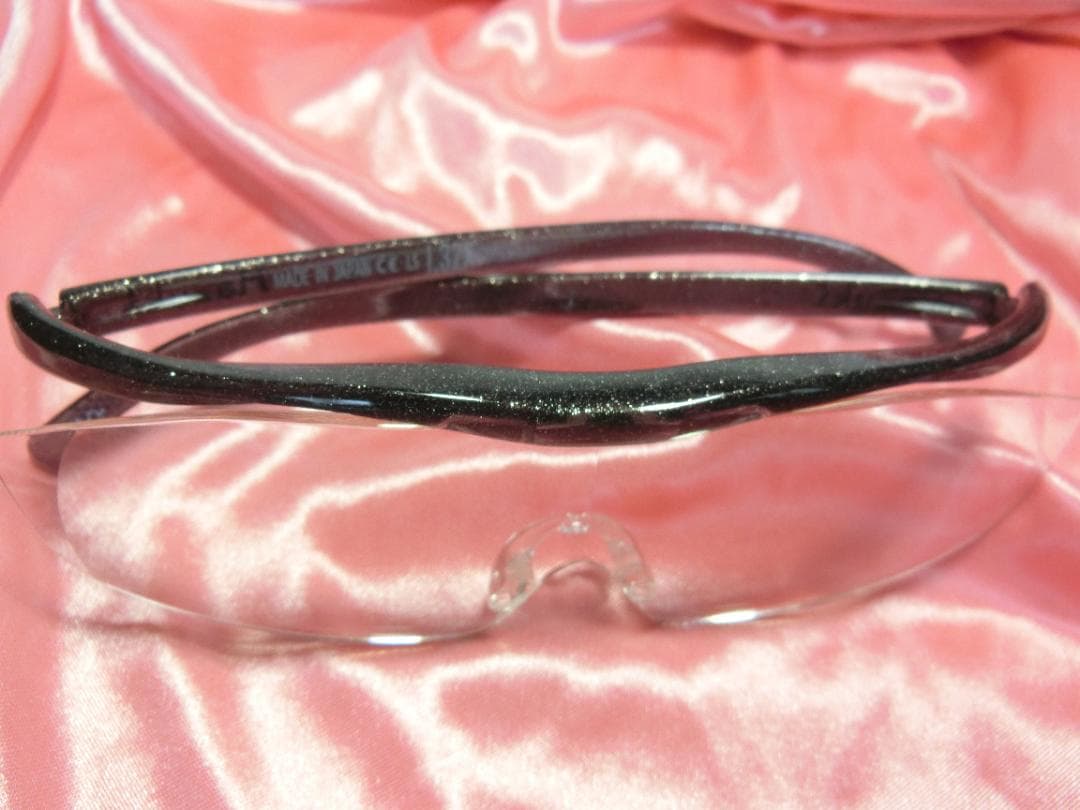 新品未使用☆ハズキルーペ＊ブラックグレー色　1,32倍　ラージ クリアー ケース