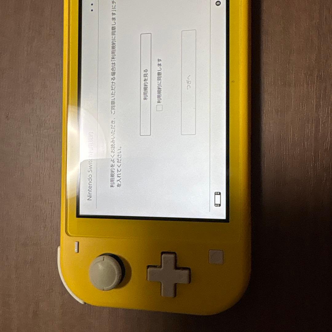 ゆち　Nintendo Switch Lite イエロー