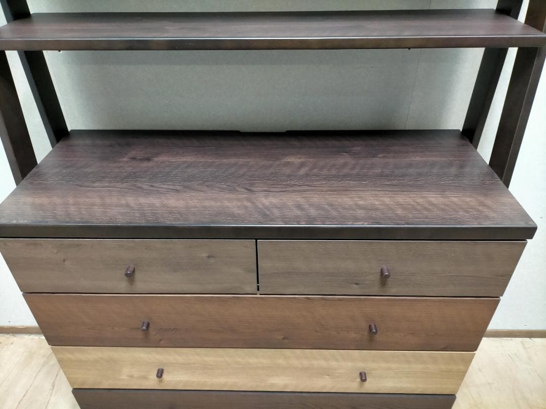 さ*い様 ニトリ　チェストトラック　ランダム 100　75009-4-100