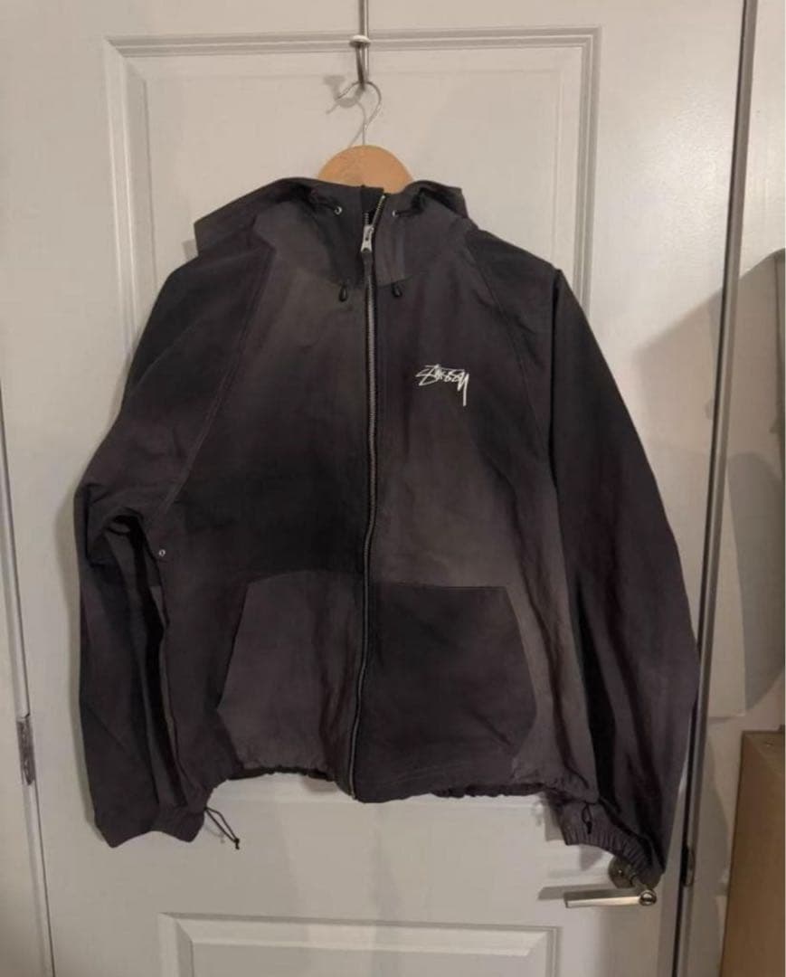 美品Stussy グレー ナイロンジャケット フード付き L