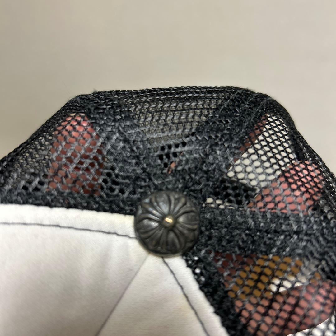 Chrome Hearts メッセージ刺繍 トラッカーキャップ