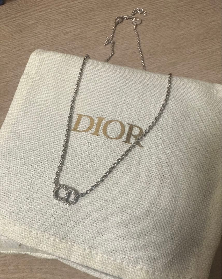 dior ネックレス　即購入可