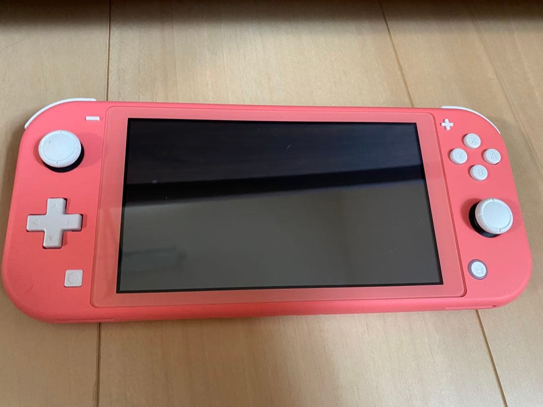 Nintendo Switch Lite コーラル　あゆちゃん