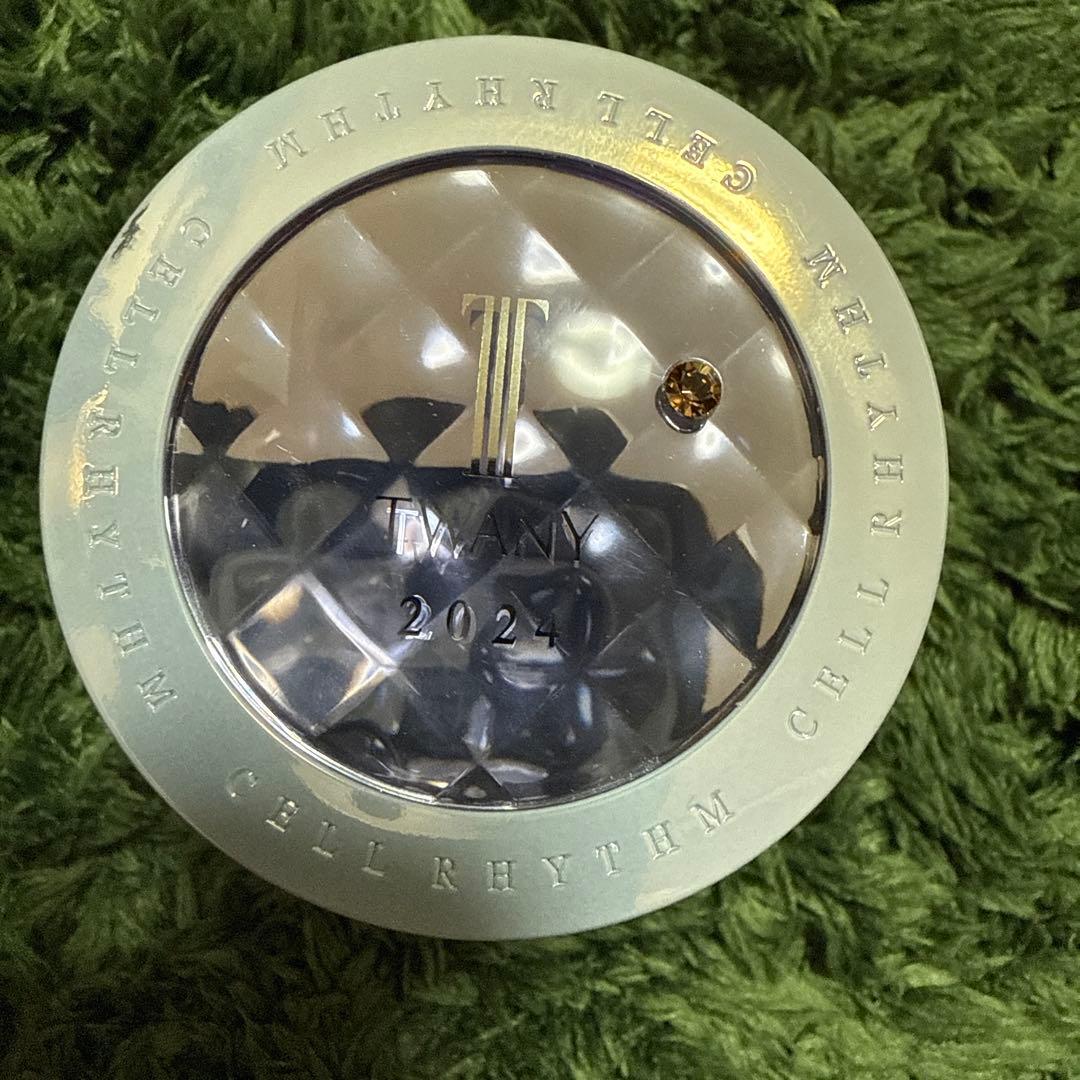 TWANY セルリズム 2024 40g(医薬部外品)薬用クリーム