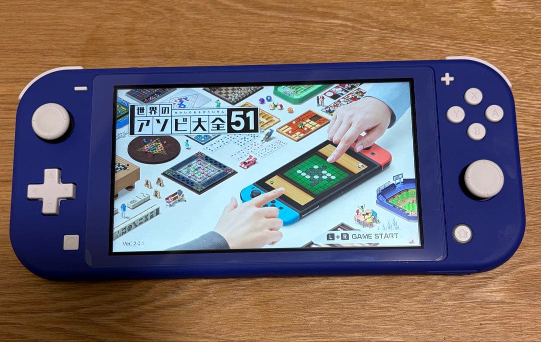 Nintendo Switch Lite 青色 本体 外箱＆充電器＆ケース付き