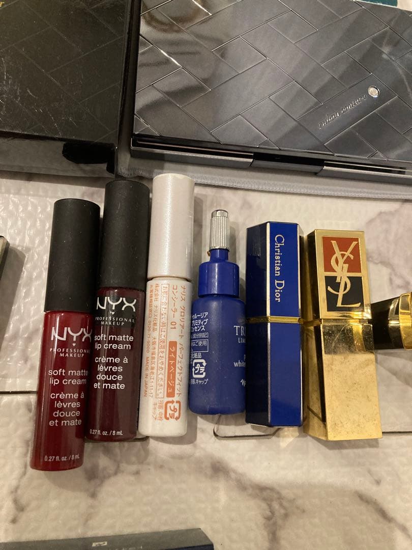 コスメ　化粧品一式まとめ売り