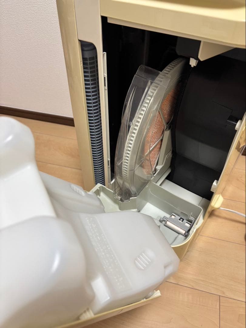 ダイキン クリアフォース MCZ70RKS-W 加湿機 除湿機 空気清浄機