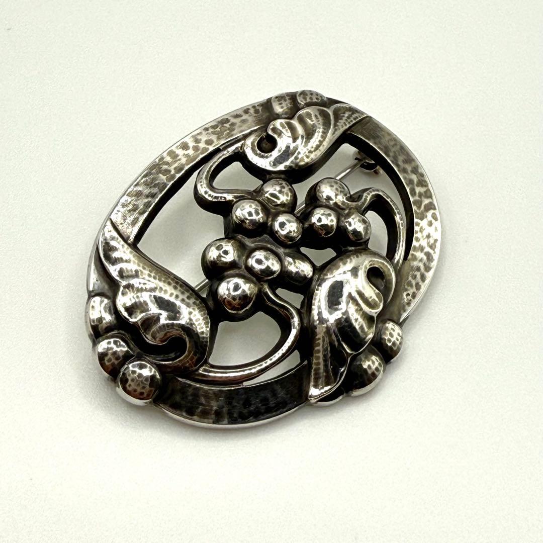 美品★ ジョージジェンセン 101 ブローチ ムーンライトグレープ シルバー