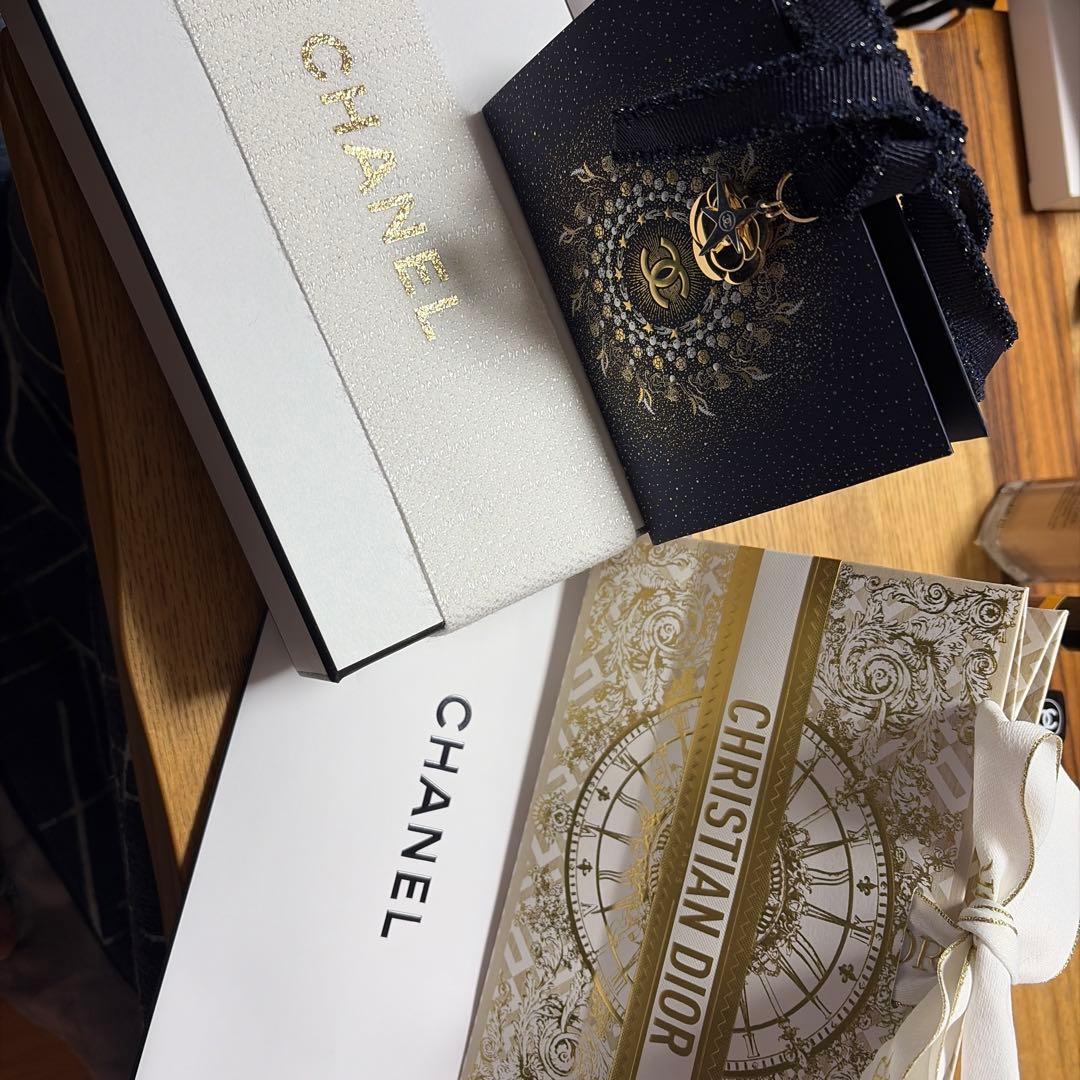 CHANEL(リップグロス、ハイライター、リップスティック) DIOR