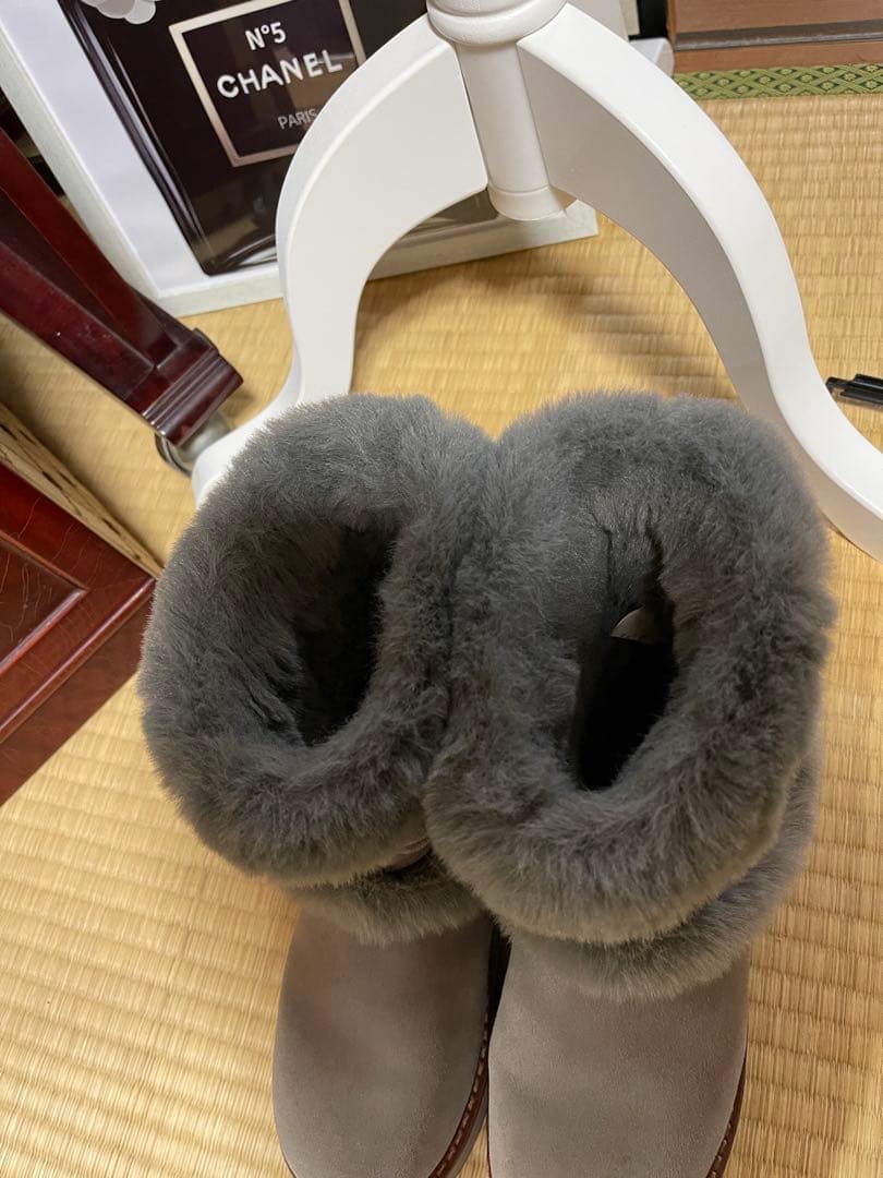 coachムートンブーツ