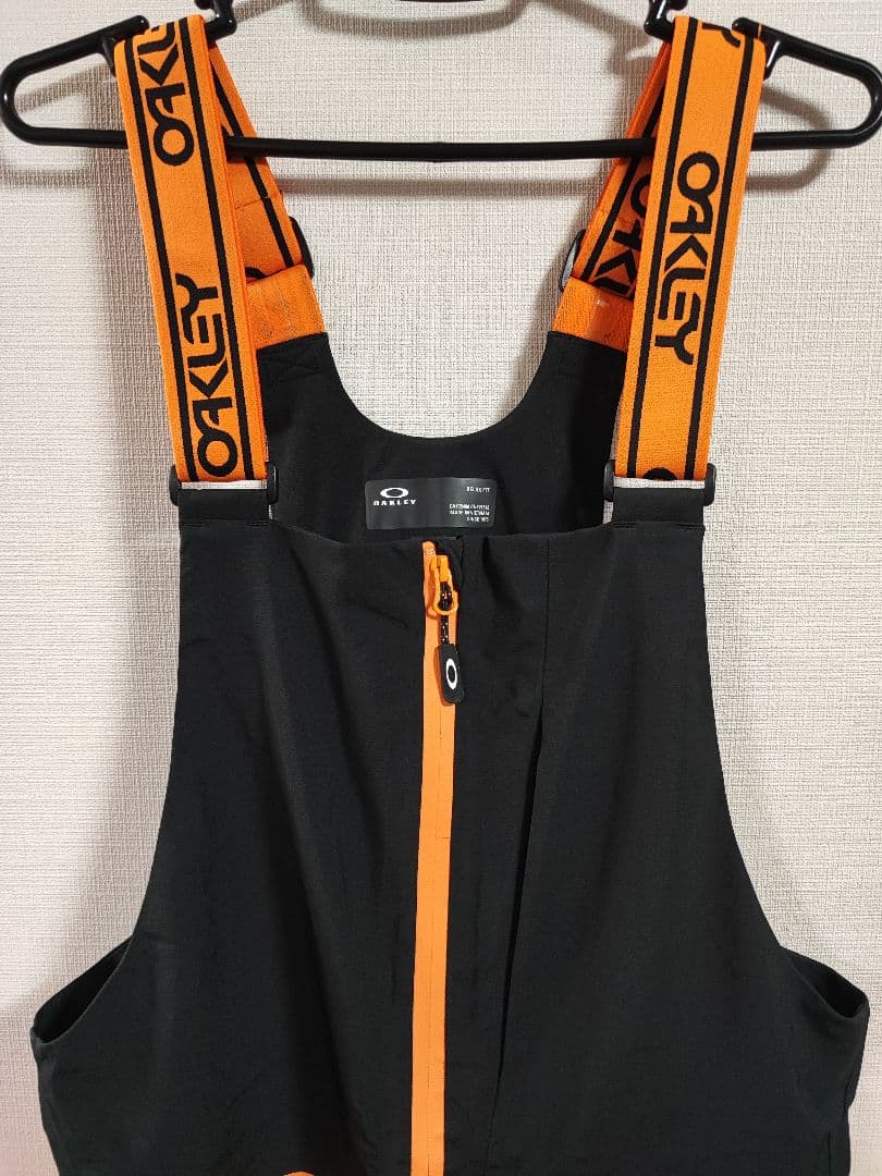 新品未使用 半額以下！オークリー スキーパンツ TC GUNN RC BIB