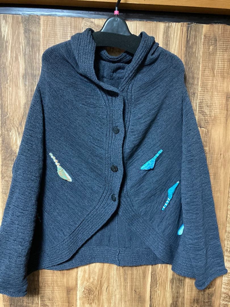 センソユニコ慈雨　スラリット　カーディガン　サイズ 40