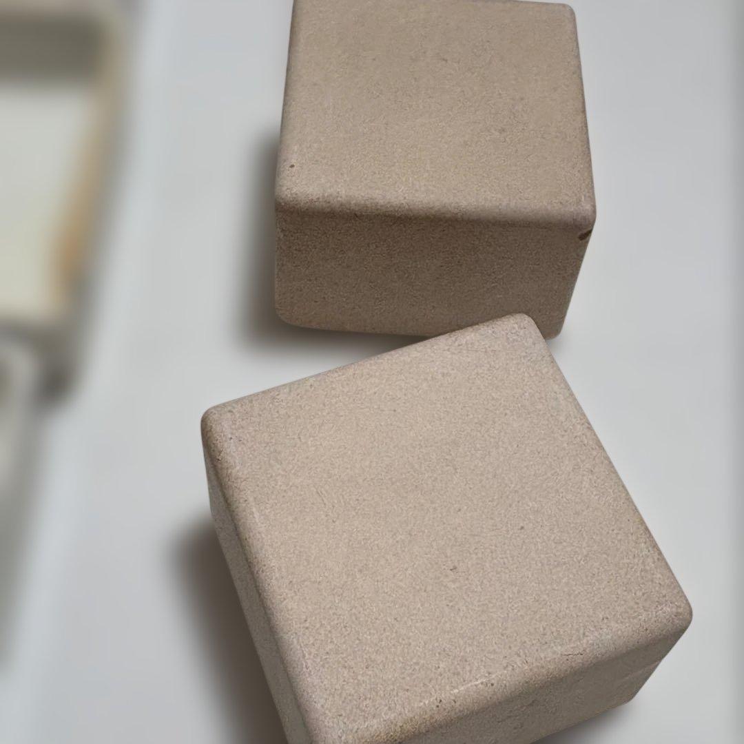 オフィシーヌビュリー　ストーンフレグランス