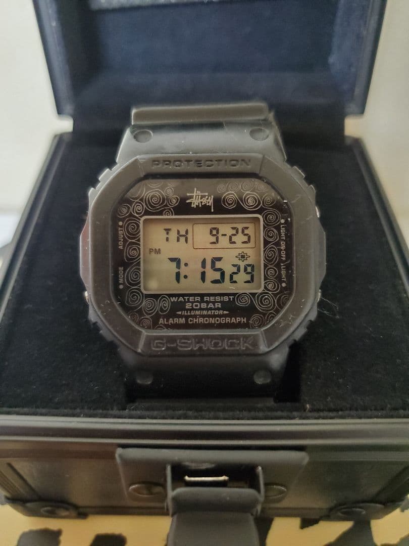 STUSSY✖️G-SHOCK　 25周年 限定モデル