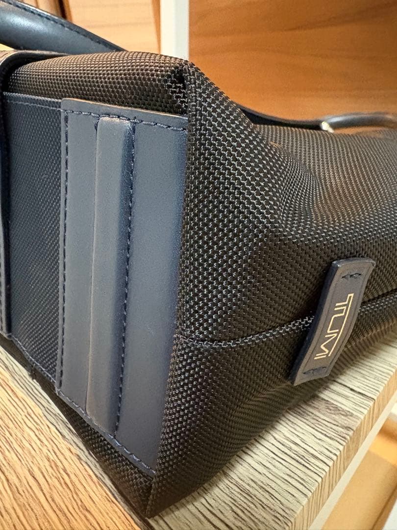 美品 TUMI トゥミ 68416DNYE トートバッグ ネイビー正規店購入