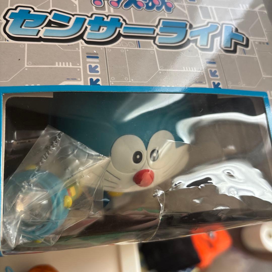 ドラえもん　グッズ　まとめ売り　フィギュア　センサーライト　ストラップ