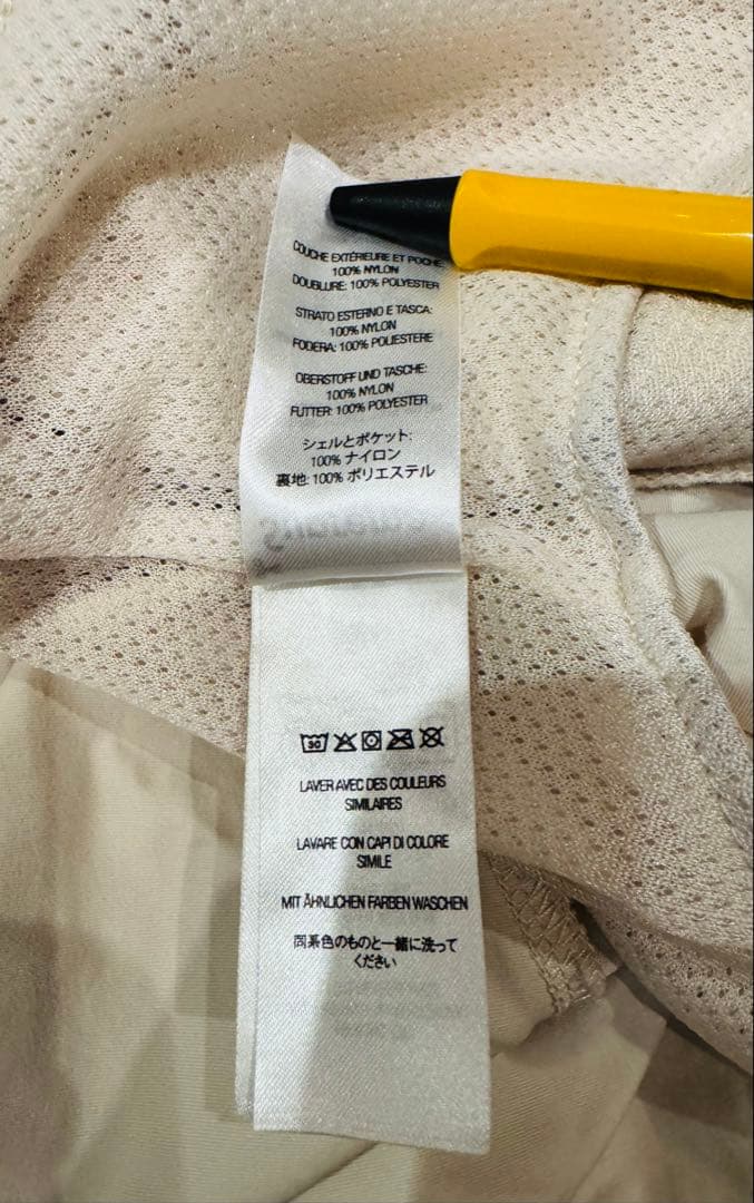 りSUPREME Cargo Water Short Stone