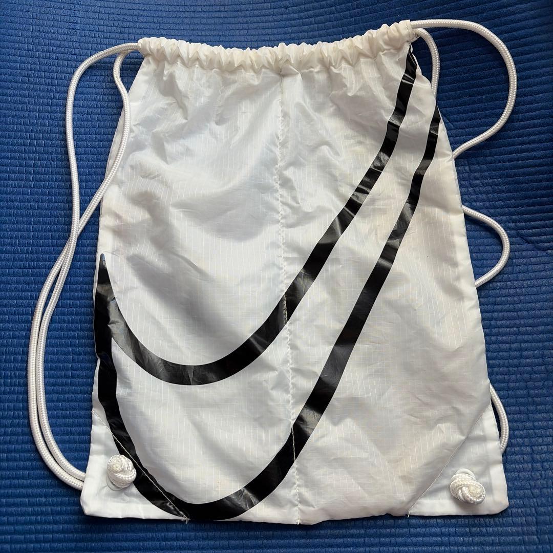 ナイキ エアズーム マックスフライ モアテン27.0cm ホワイト