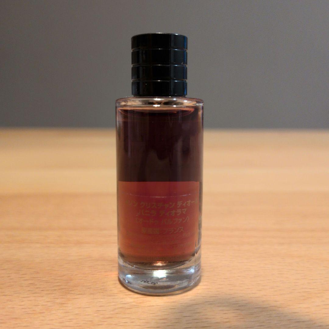 【新品未使用】メゾンクリスチャンディオールバニラディオラマ7.5ml