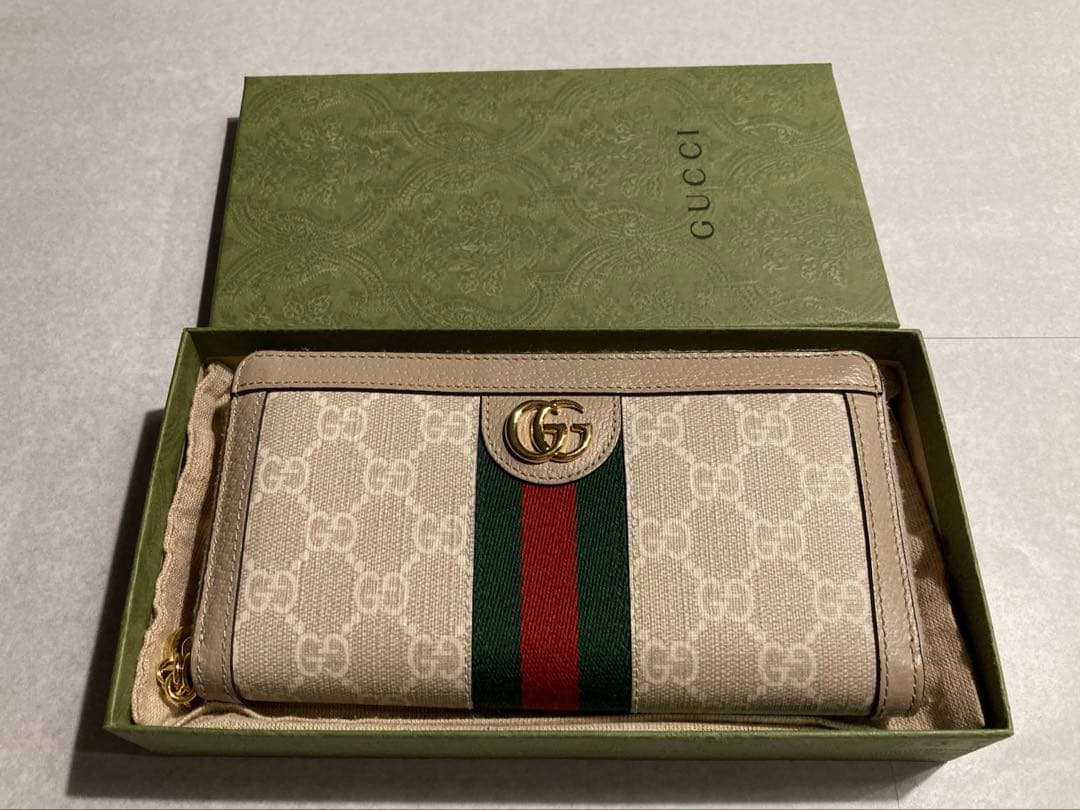 ⭐︎HaRu⭐︎ GUCCI GGパターン 長財布 ベージュ