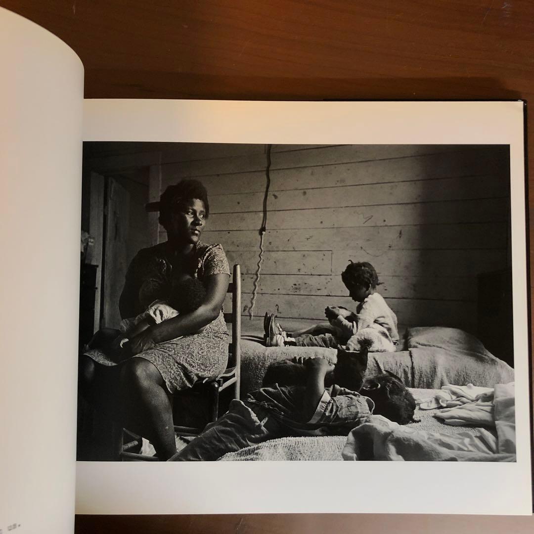 ユージン・リチャーズ Red Ball of Sun Slipping Down