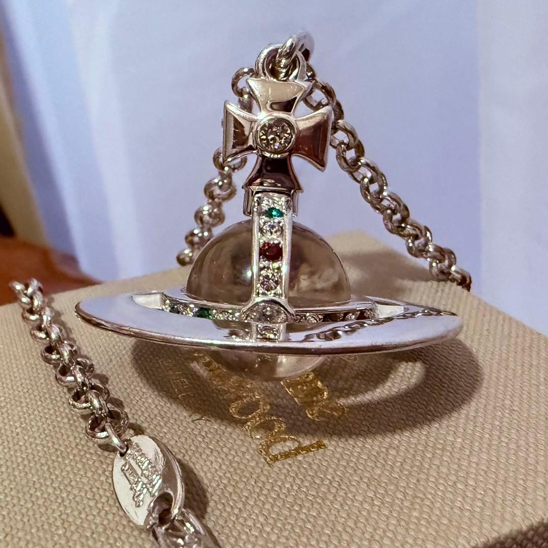 正規美品お箱付 Vivienne Westwoodニュースモールオーブシルバー