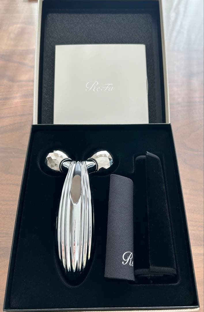 【匿名配送】【美品】ReFa カラットレイ