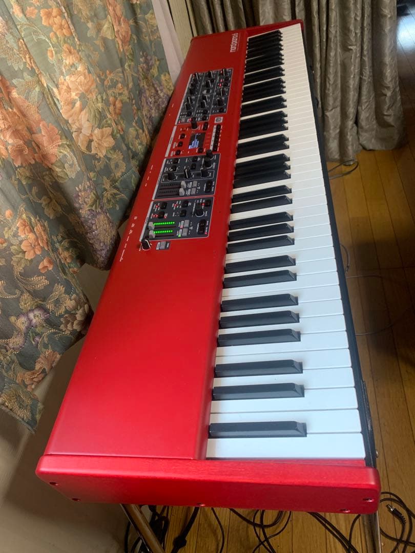 鍵盤楽器 Nord piano 6