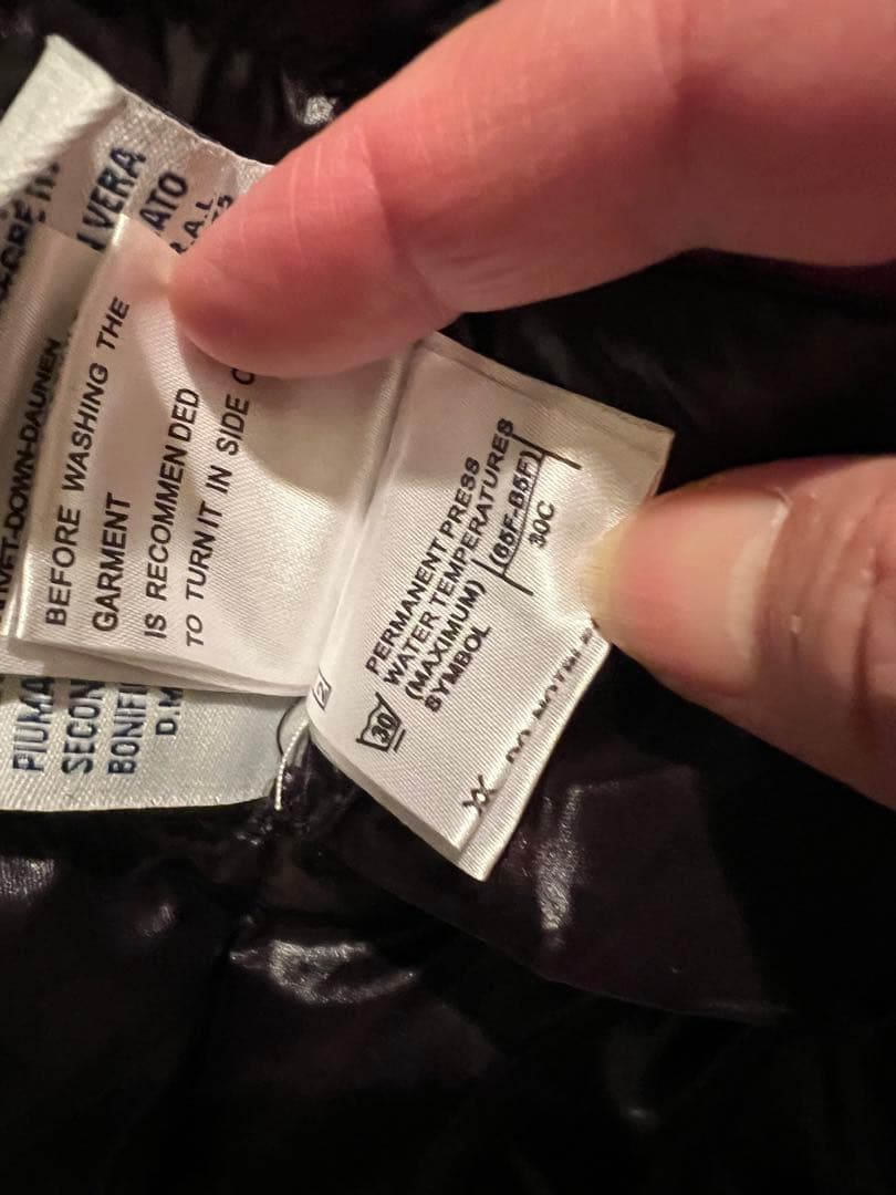 MONCLER ダウンジャケット ブラック