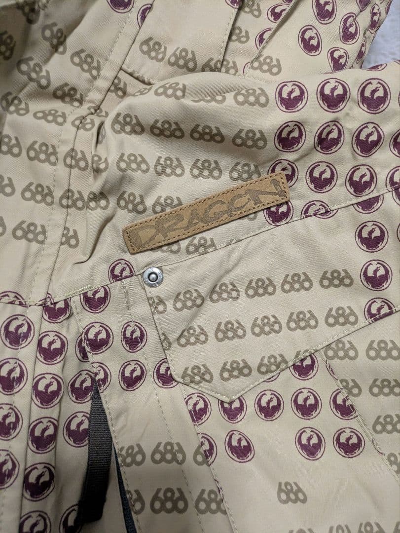 激レア 686 × Dragon コラボ スノボウェア ハイエンドモデル 希少