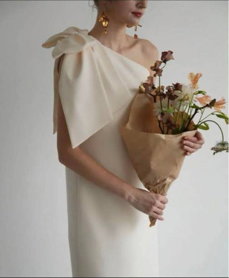 スーツ・フォーマル・ドレス Acka one shoulder point one-piece ivory