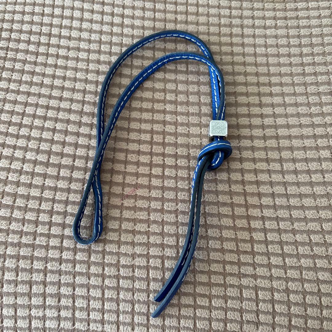 ハ*ー様 LOEWE ロエベ 　アナグラムダイス　ネイビー系　レザー　チャーム