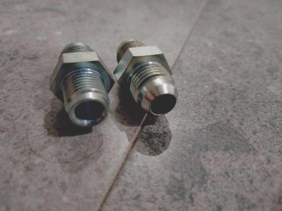 インパラ　オイルクーラーホース　新品