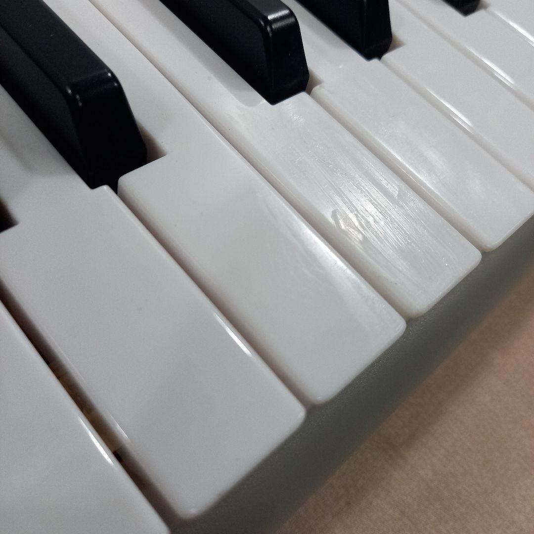 YAMAHA 61鍵 電子ピアノ EZ-J220 スタンド付 2015年製