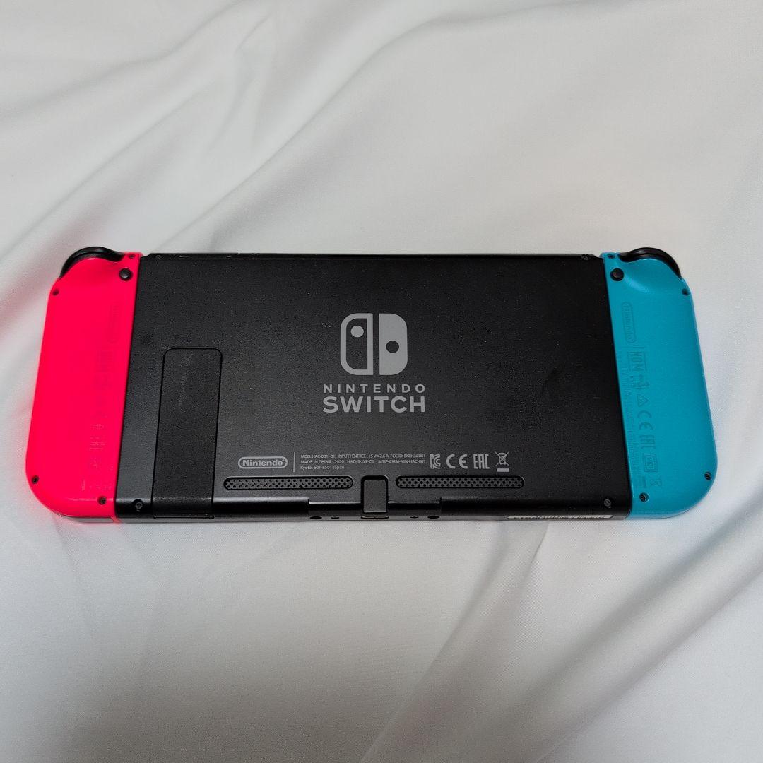売*）様 Nintendo Switch 本体 青/赤