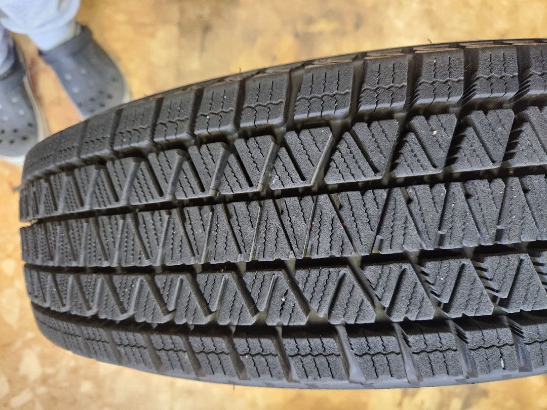 ブリヂストン 16インチ スタッドレスタイヤ ホイールセット