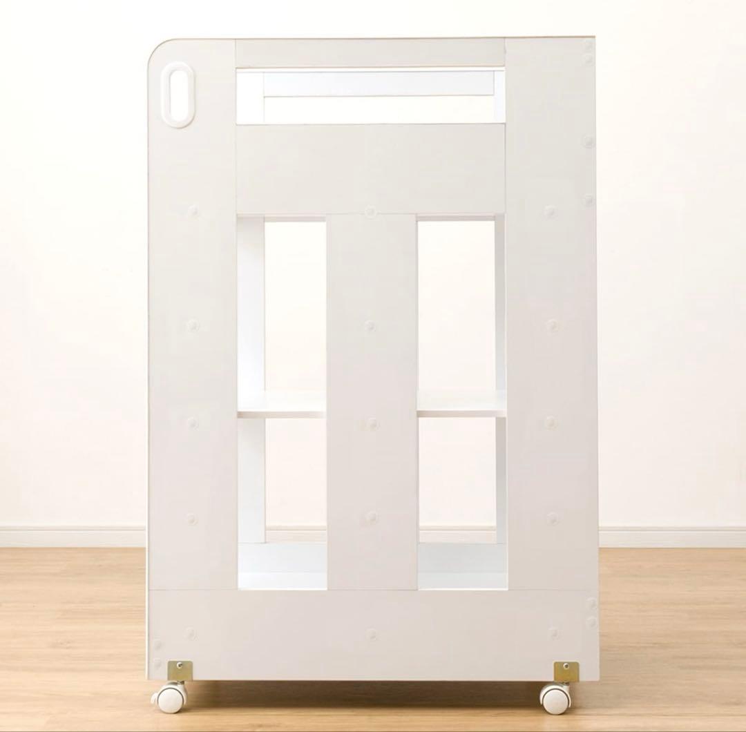 訳あり　新品未使用　ニトリ　移動するオムツ替え台　ベビー家具　直接取引