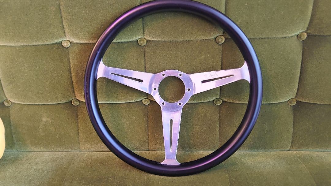 ナルディ　NARDI ステアリング　ウッド　36.5