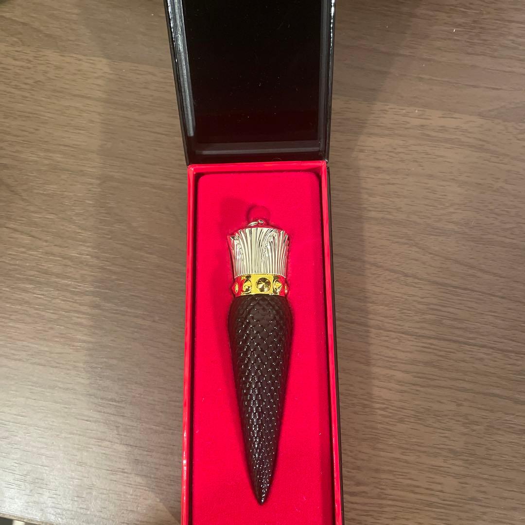 ルブタンリップ