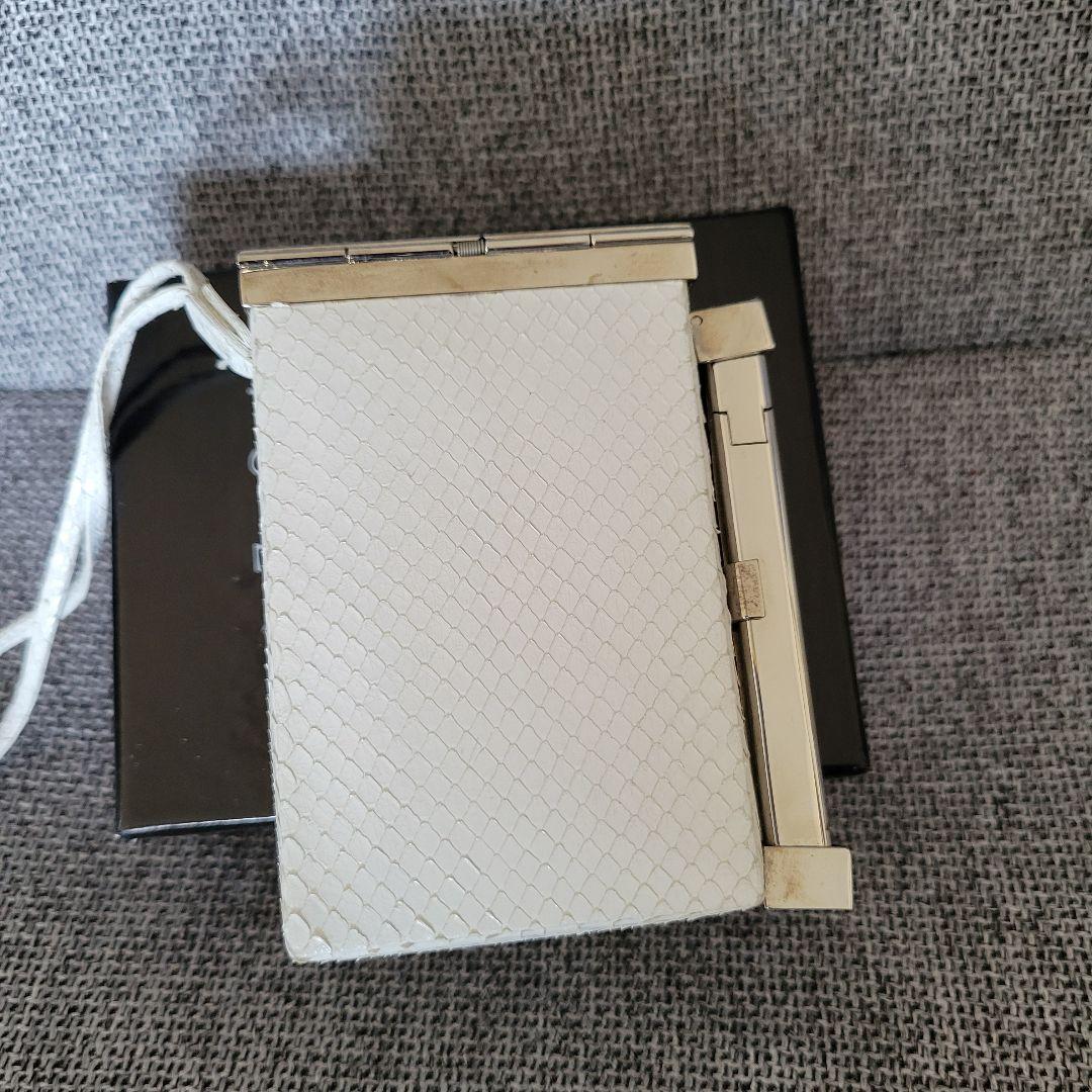 YSLのパイソンシガレットバッグ