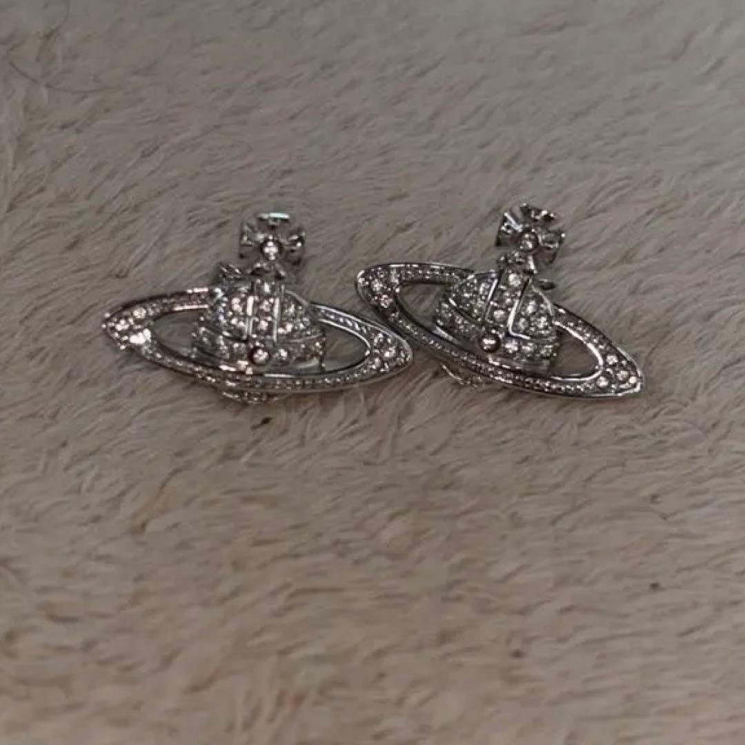 【片耳】Vivienne Westwood ピアス