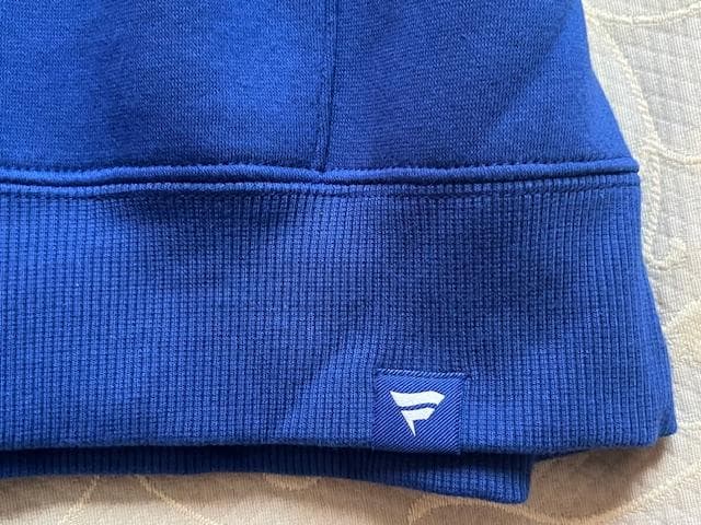 今永選手CUBポストシーズンWC進出ロッカーROOM選手使用フーディL